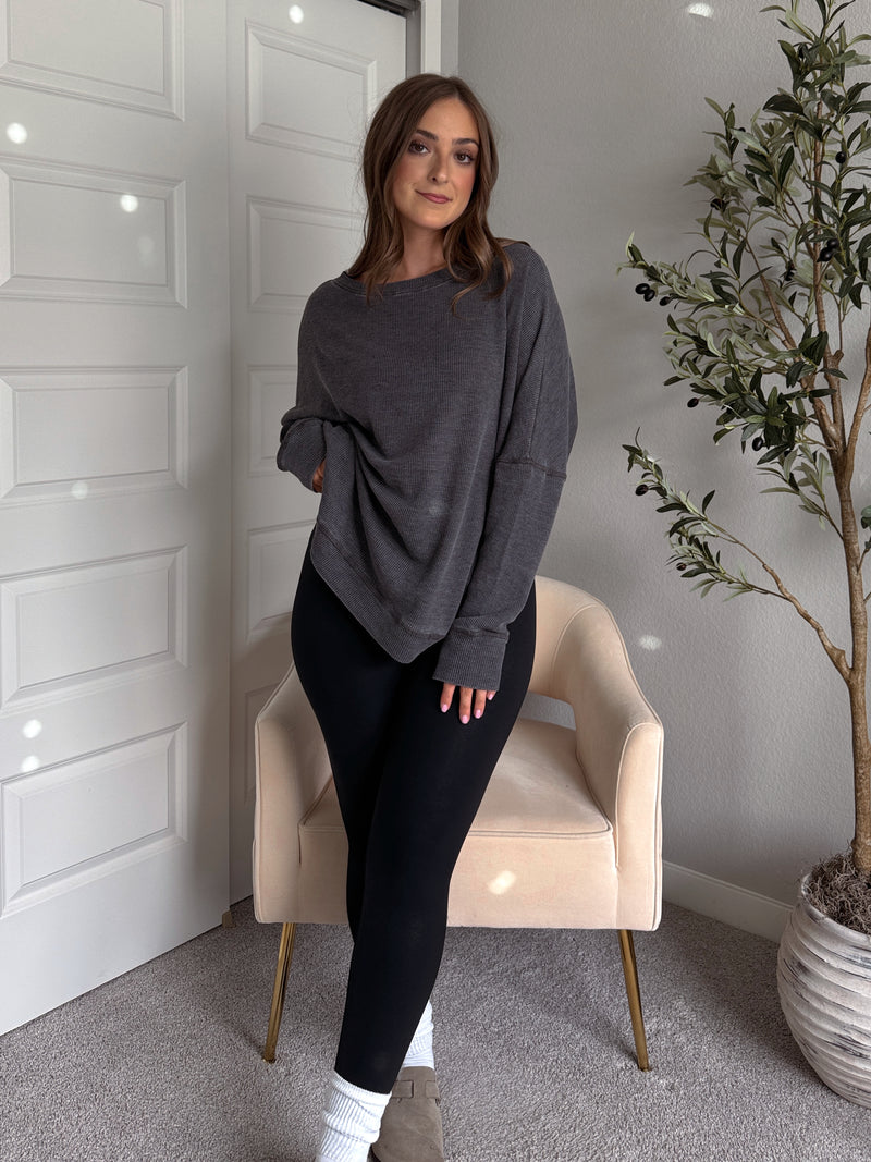 Reese Waffle Ribbed Slouchy Pullover (Washed Black)
