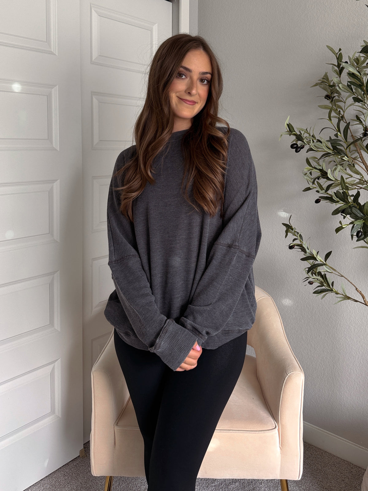 Reese Waffle Ribbed Slouchy Pullover (Washed Black)