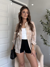 Savannah Plaid Oversized Button Down Shirt (Light Taupe)