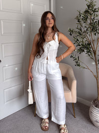 Seabrook Breezy Textured Straight Leg Pants (White)