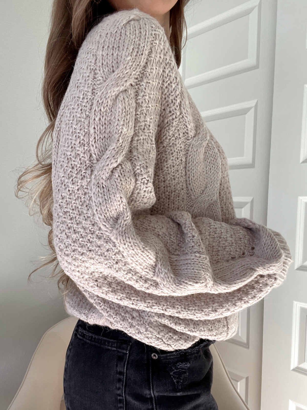 Soho Wool Blend Cable Knit Pullover Sweater (Almond) – La Belle 