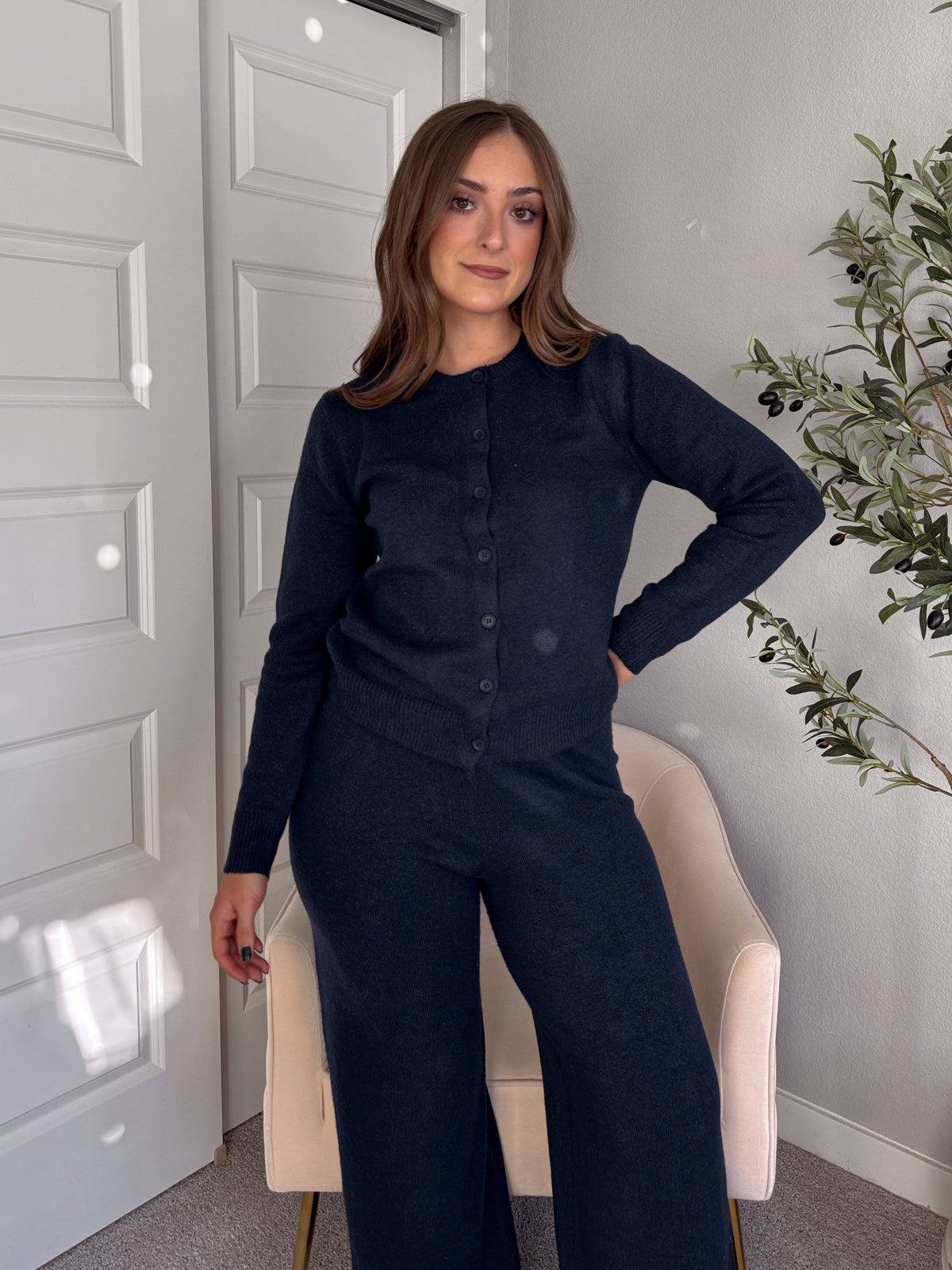 Sunday Morning Round Neck Knit Cardigan (Navy)