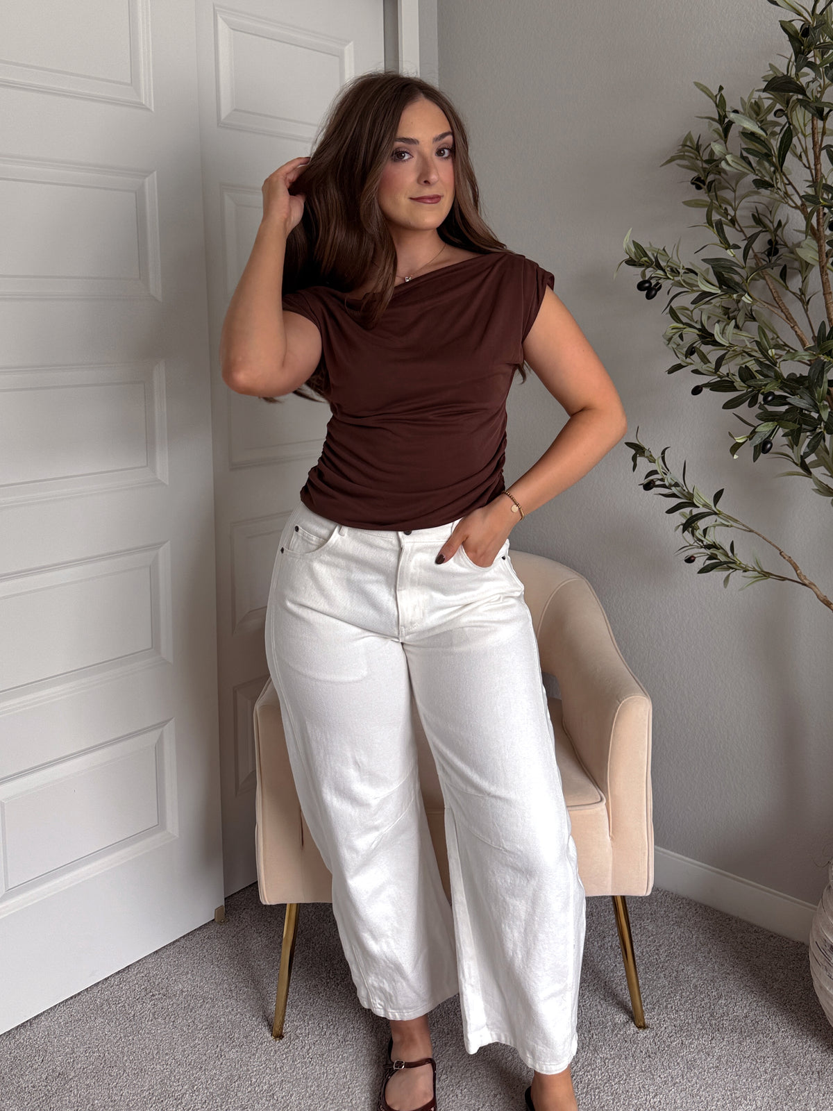 Sylvie Boat Neck Side Ruched Top (Brown)