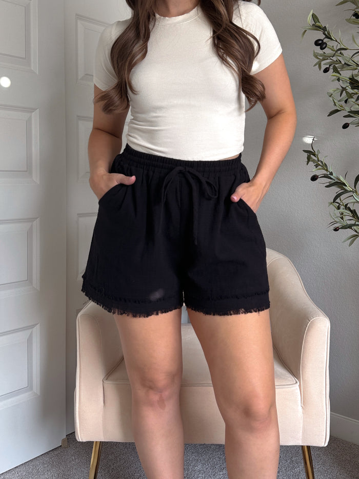 Tate Drawstring Frayed Hem Shorts (Black)