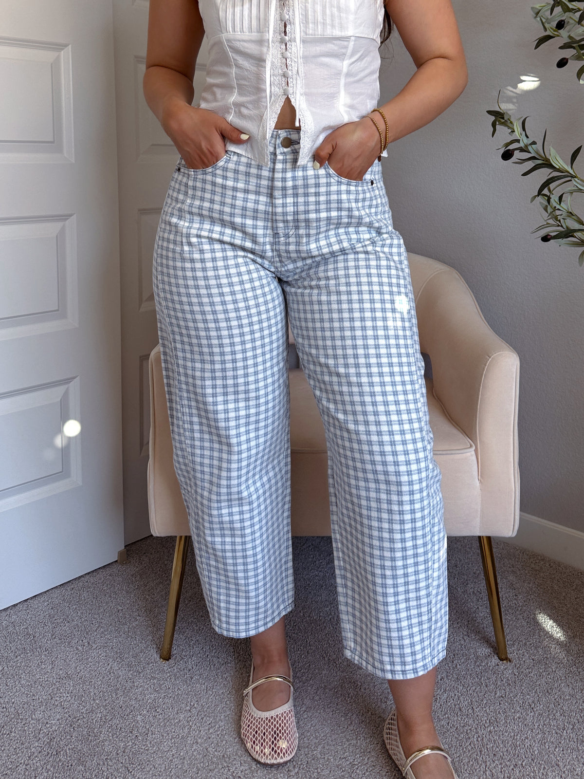 Teddy High Waist Mini Checkered Barrel Leg Jeans (Blue/White)