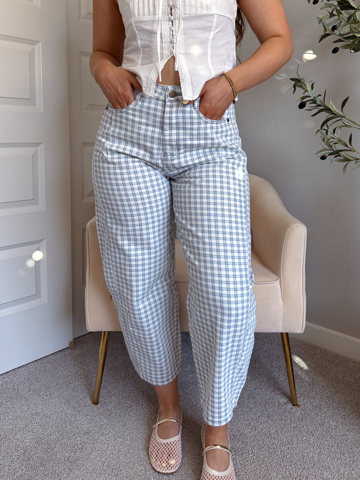 Teddy High Waist Mini Checkered Barrel Leg Jeans (Blue/White)