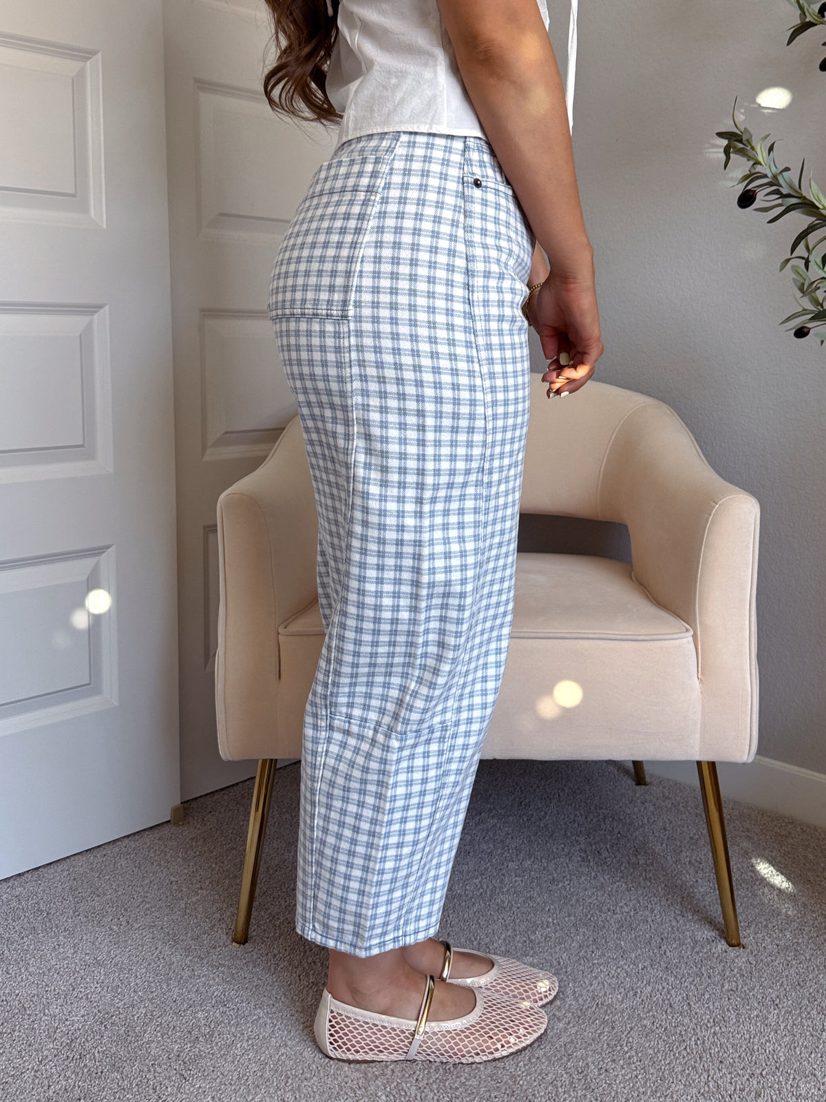 Teddy High Waist Mini Checkered Barrel Leg Jeans (Blue/White)