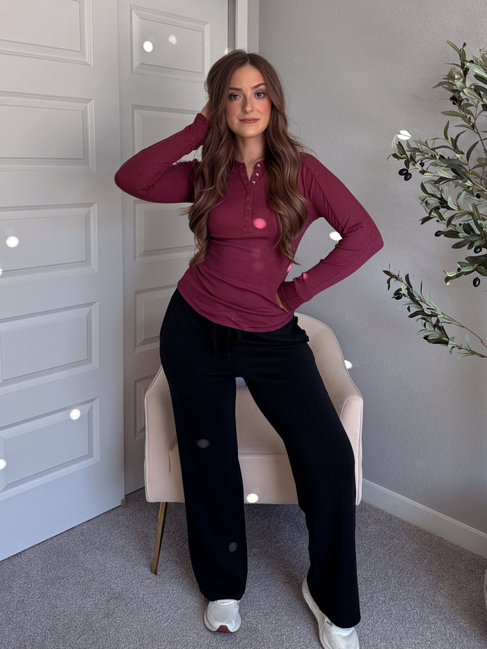 Hayes Long Sleeve Micro-Ribbed Henley Top (Rosewood)
