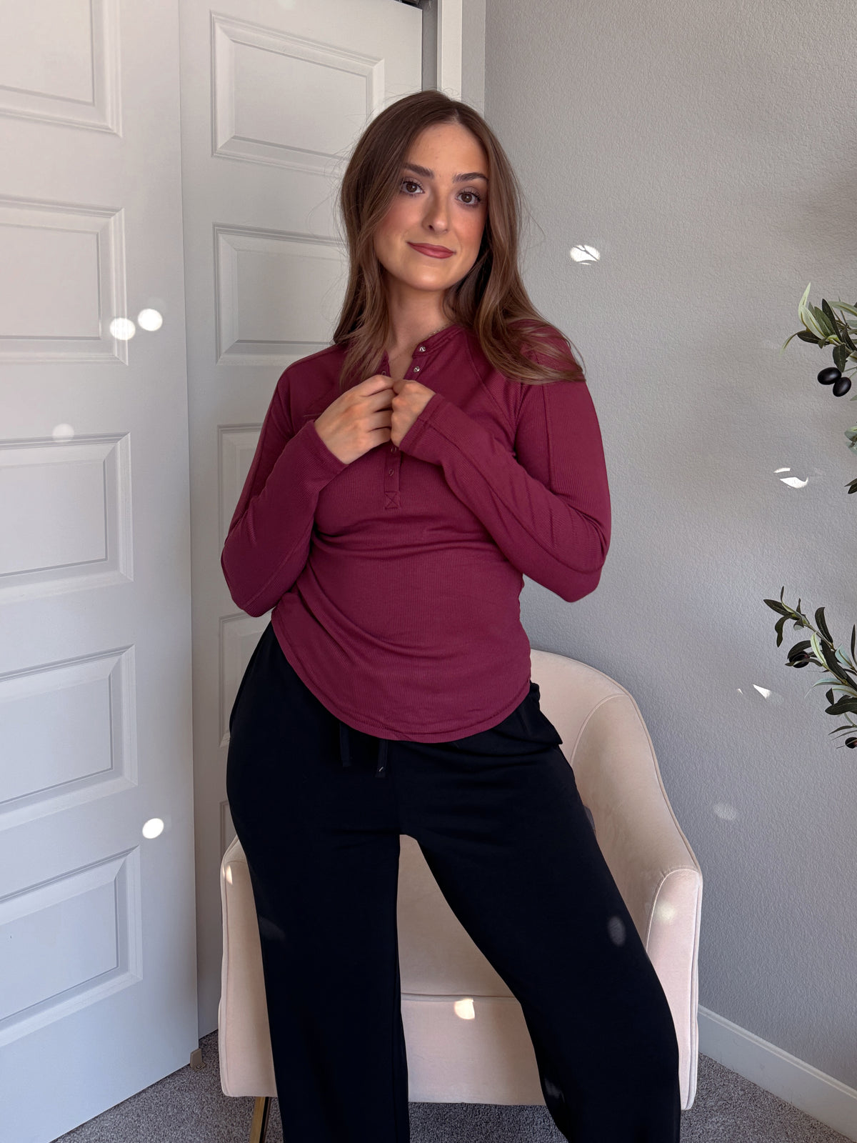 Hayes Long Sleeve Micro-Ribbed Henley Top (Rosewood)