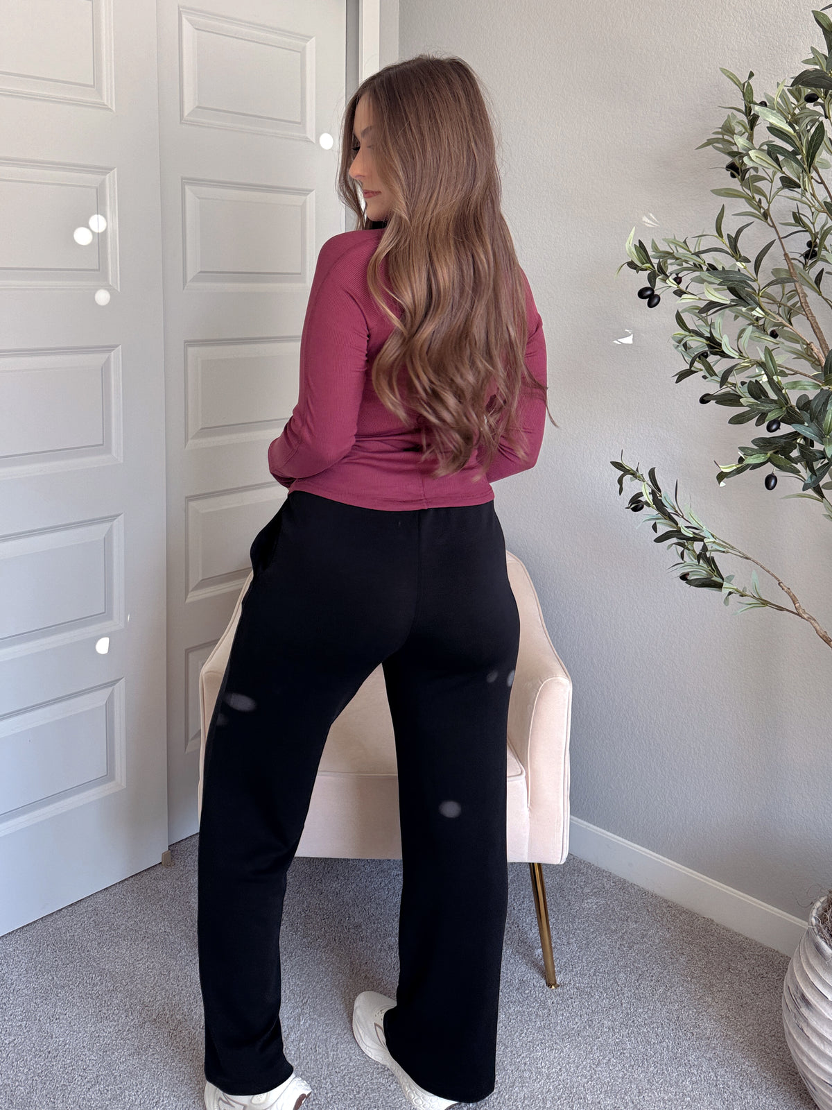 Hayes Long Sleeve Micro-Ribbed Henley Top (Rosewood)