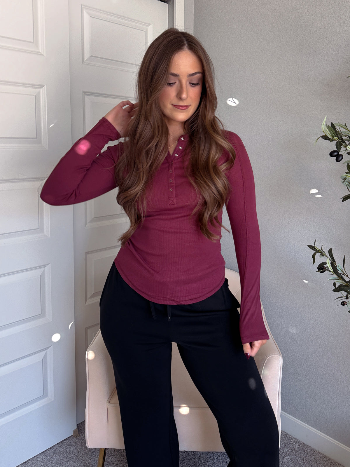 Hayes Long Sleeve Micro-Ribbed Henley Top (Rosewood)