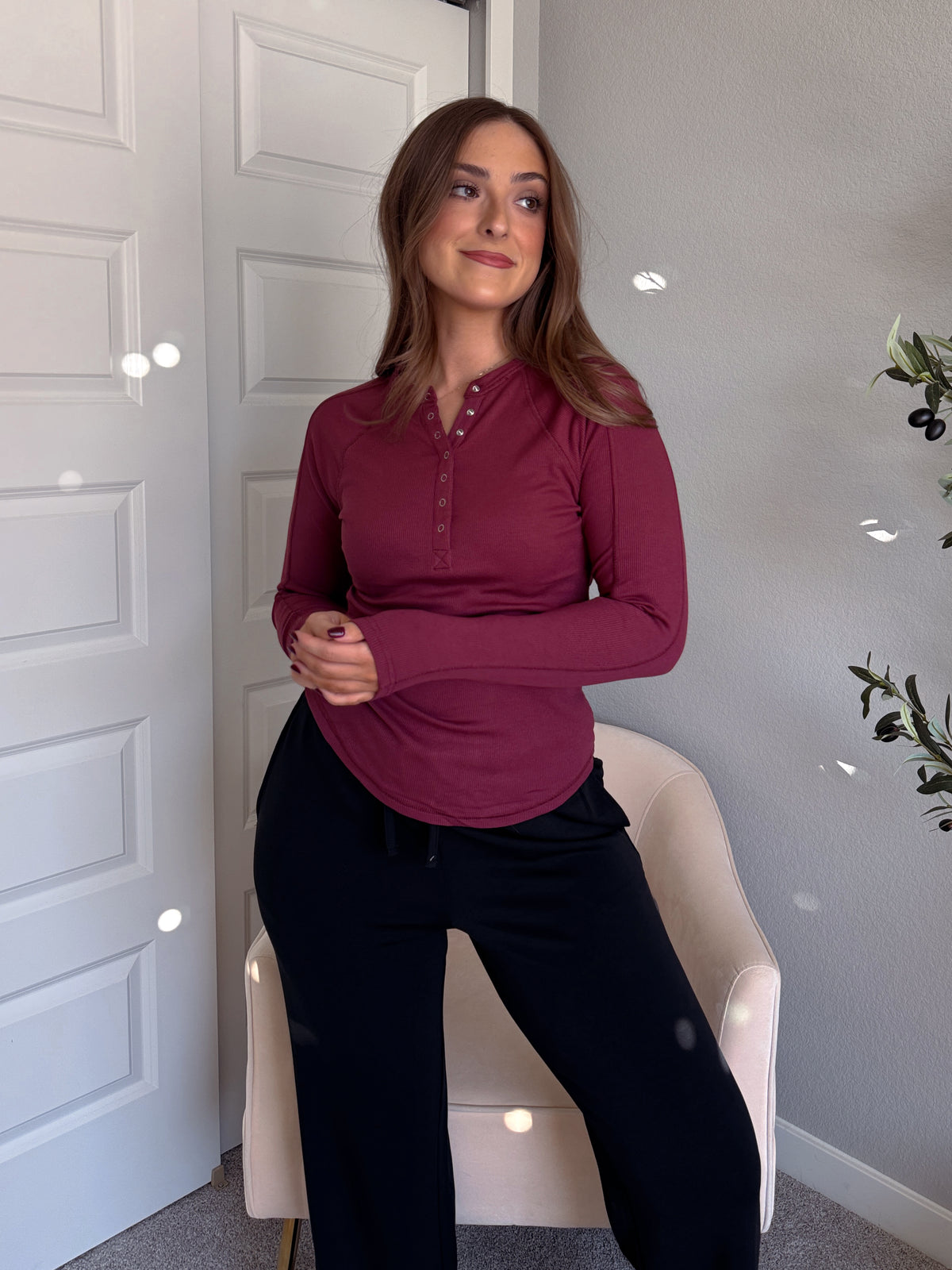 Hayes Long Sleeve Micro-Ribbed Henley Top (Rosewood)