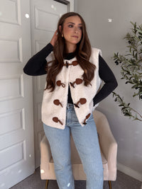 Winterscape Oversized Toggle Sherpa Vest (Cream)