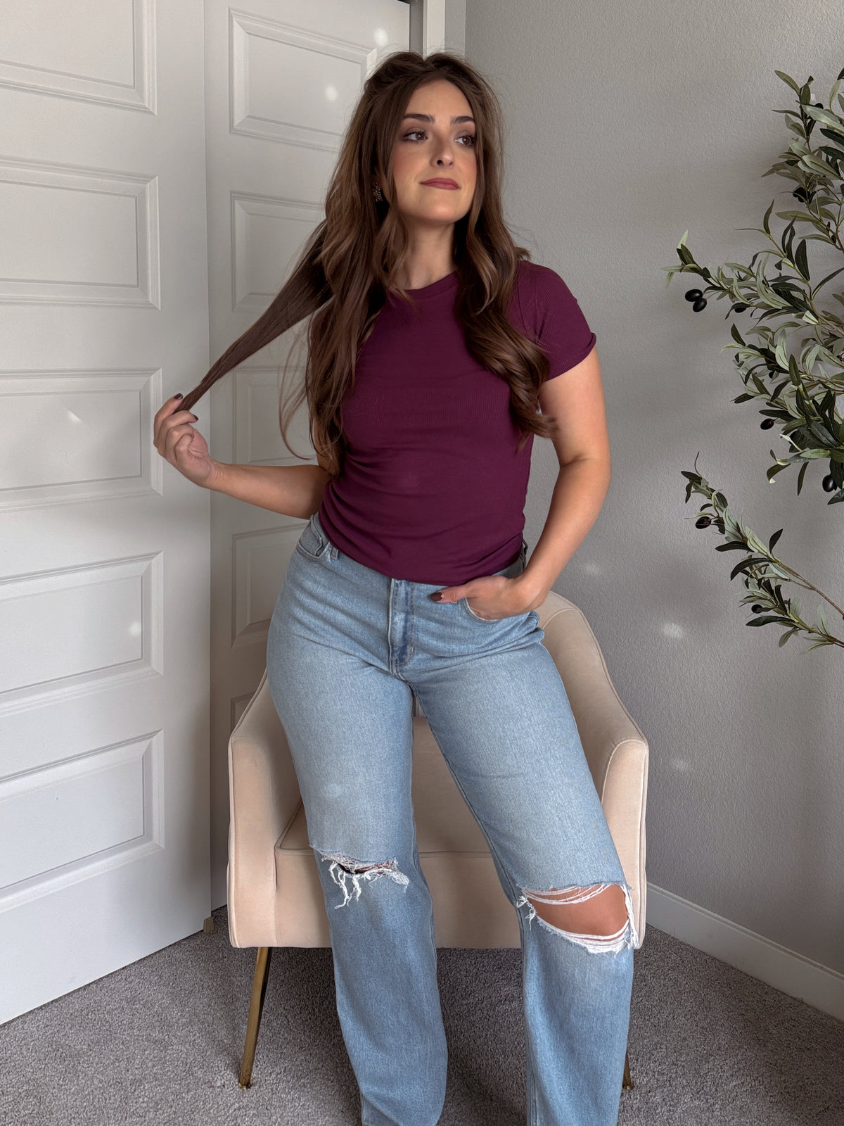 Zuri Essential Micro-Ribbed Short Sleeve Basic Tee (Plum)